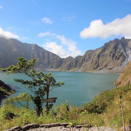 Bognot Lodge : Alvin Bognot Mt Pinatubo Guesthouse And Tours Santa Juliana 외부 사진