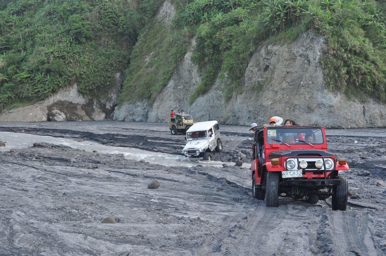 Bognot Lodge : Alvin Bognot Mt Pinatubo Guesthouse And Tours Santa Juliana 외부 사진
