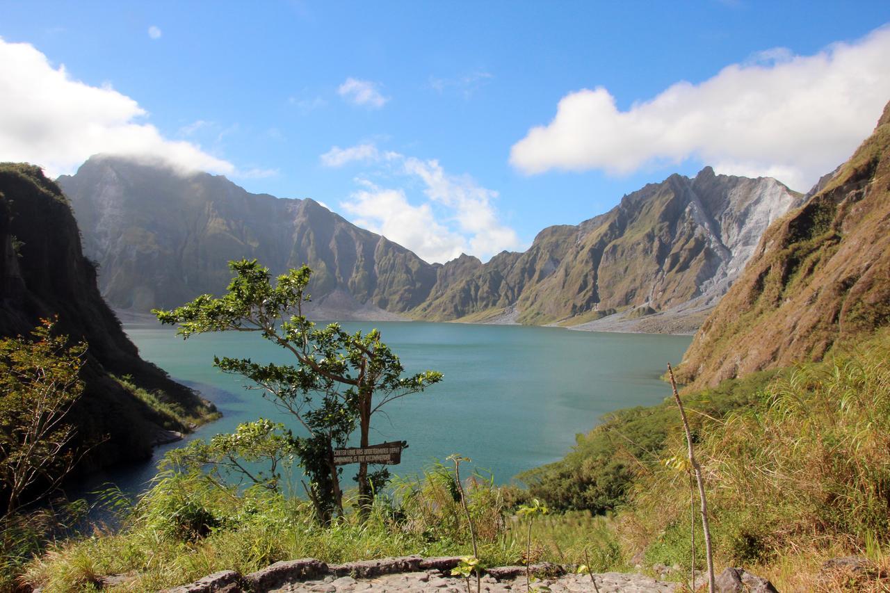 Bognot Lodge : Alvin Bognot Mt Pinatubo Guesthouse And Tours Santa Juliana 외부 사진