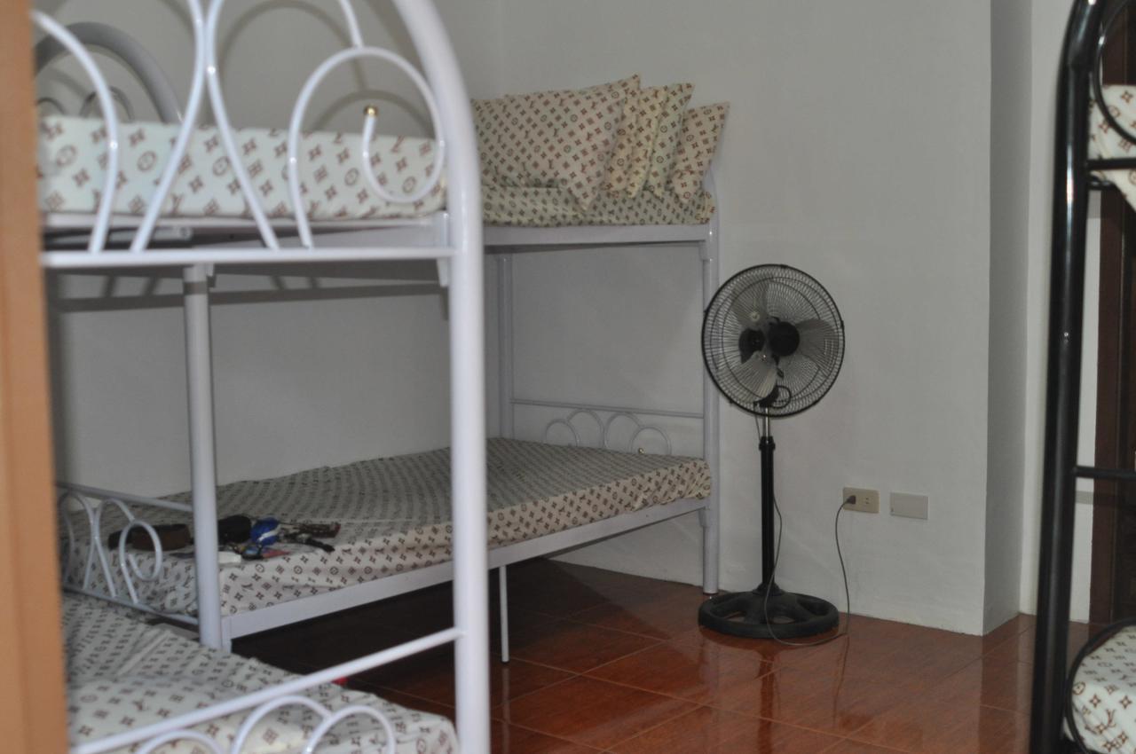 Bognot Lodge : Alvin Bognot Mt Pinatubo Guesthouse And Tours Santa Juliana 객실 사진