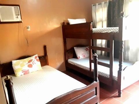Bognot Lodge : Alvin Bognot Mt Pinatubo Guesthouse And Tours Santa Juliana 외부 사진